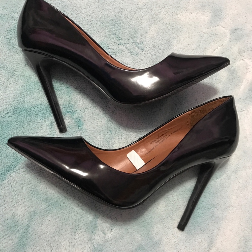 Missimo Pointed Toe Heels